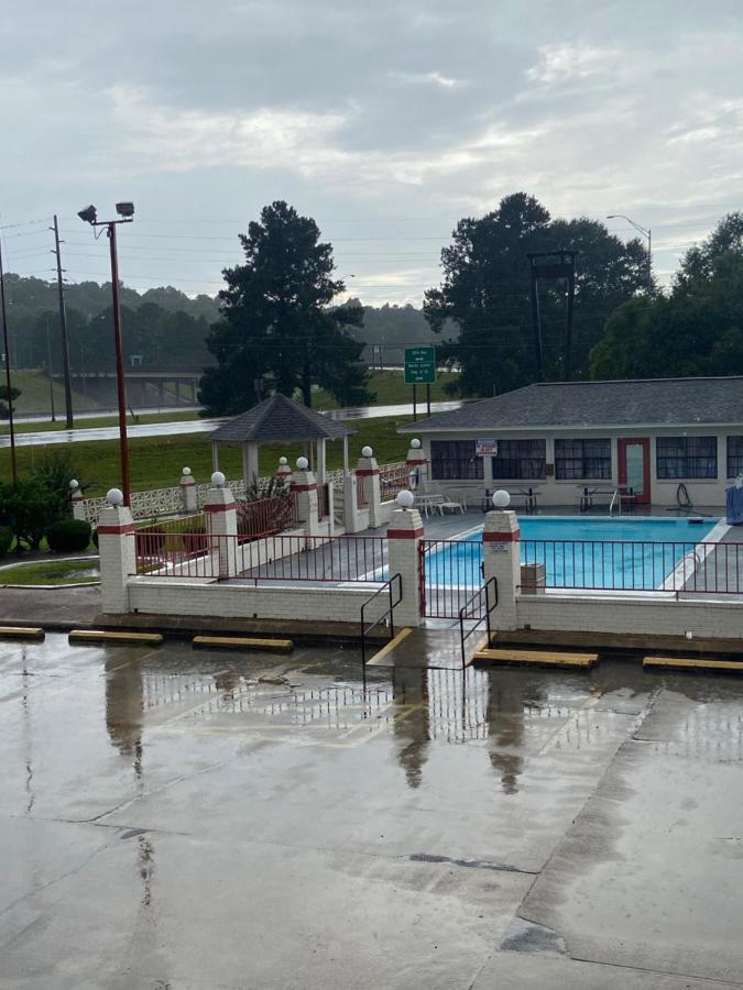 Americas Best Value Inn Meridian Eksteriør billede