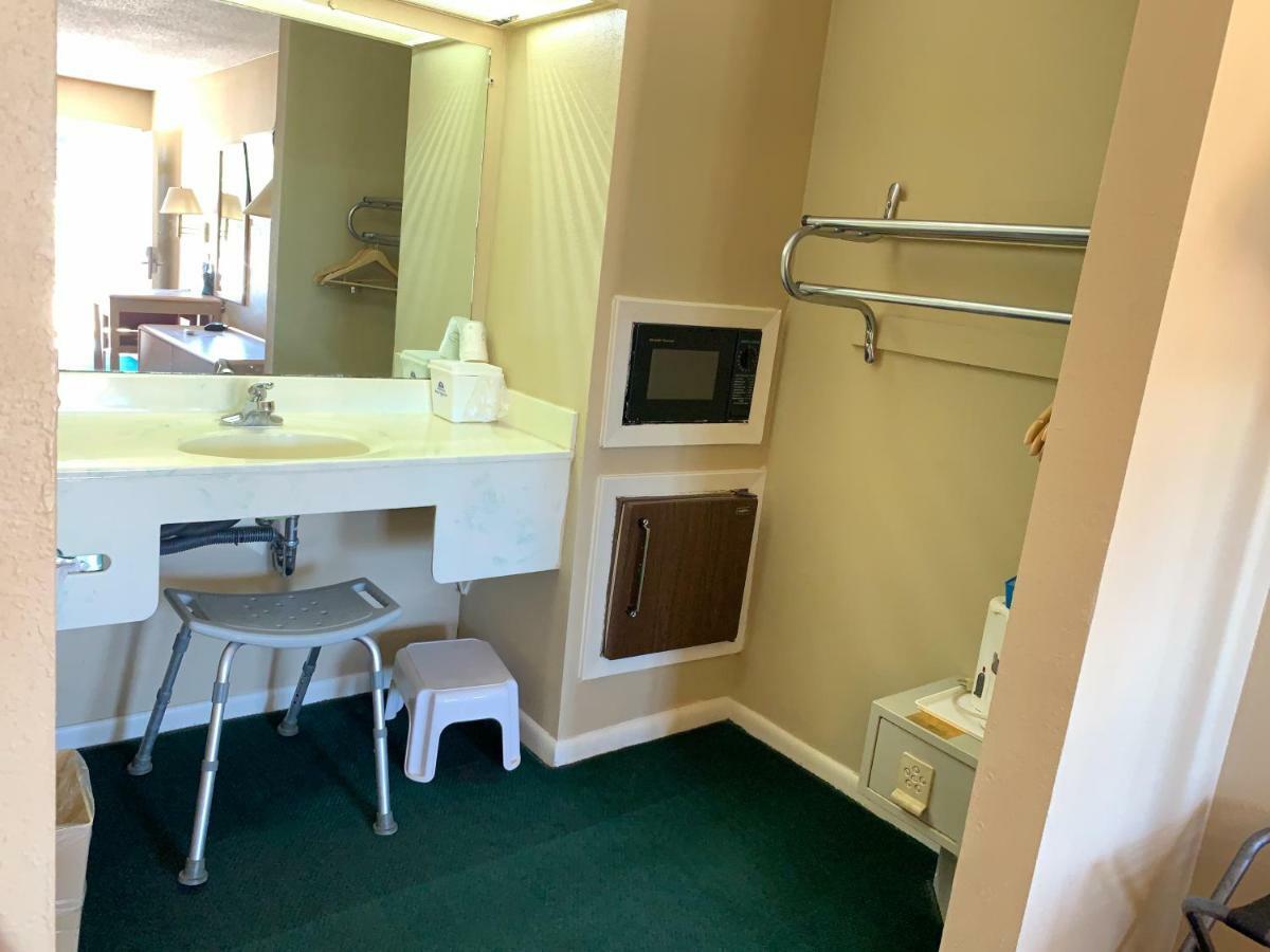 Americas Best Value Inn Meridian Eksteriør billede